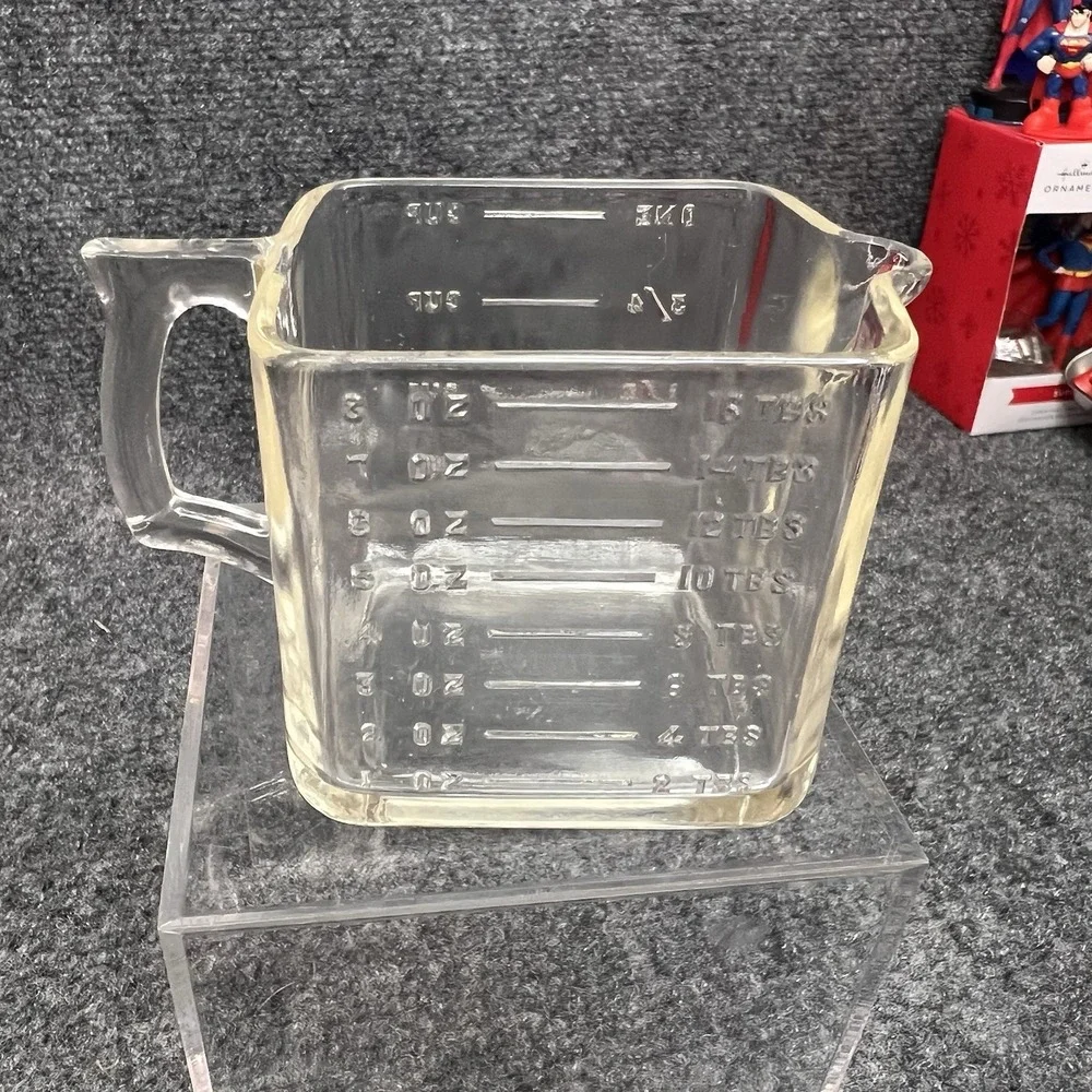 Vintage Square Glass 1-Cup Measuring Cup With D Handle & Pour Spout